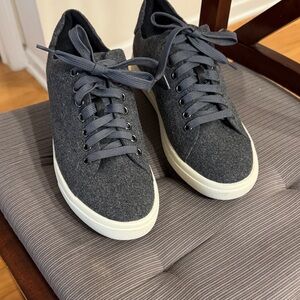 Van Eli Charcoal Gray Women's Sneakers